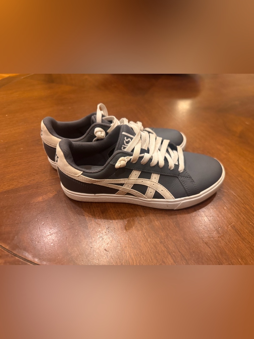 ASICS Classic CT Sneakers Throwback Style Size 8 (39.5) Low Profile Retro Tennis